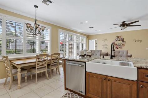 5340 NW 103rd Way Coral Springs FL 33076