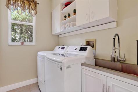 5340 NW 103rd Way Coral Springs FL 33076