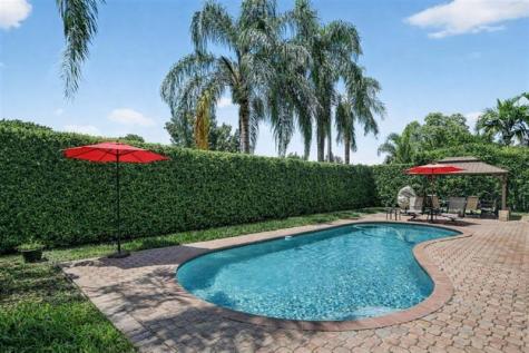 5340 NW 103rd Way Coral Springs FL 33076
