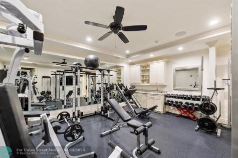 1011 Hillsboro Mile Hillsboro Beach FL 33062