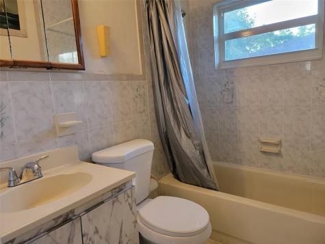 629 SW 8th Avenue Delray Beach FL 33444