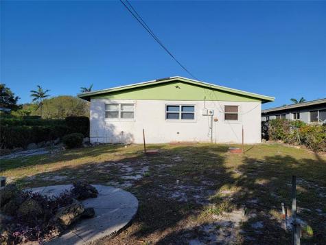 629 SW 8th Avenue Delray Beach FL 33444