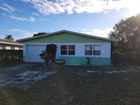 629 SW 8th Avenue Delray Beach FL 33444