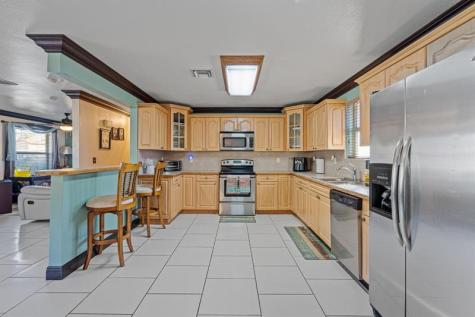 5201 SW 22nd Street West Park FL 33023