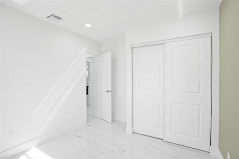 1437 SW 1st Avenue Deerfield Beach FL 33441