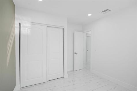 1437 SW 1st Avenue Deerfield Beach FL 33441