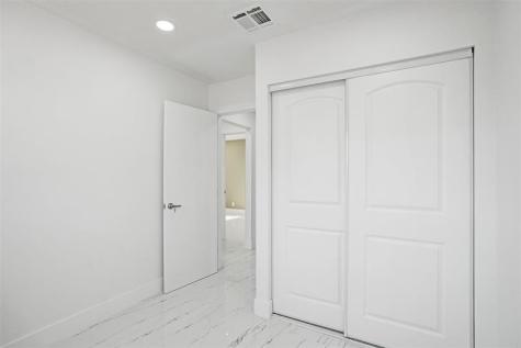 1437 SW 1st Avenue Deerfield Beach FL 33441