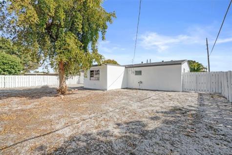 1437 SW 1st Avenue Deerfield Beach FL 33441