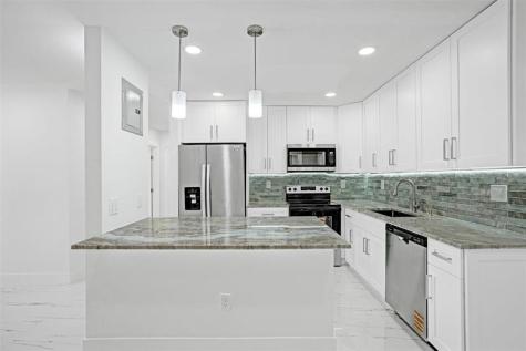 1437 SW 1st Avenue Deerfield Beach FL 33441