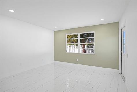 1437 SW 1st Avenue Deerfield Beach FL 33441