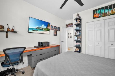 2577 Jardin Court Weston FL 33327