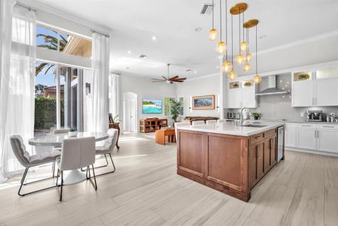 2577 Jardin Court Weston FL 33327
