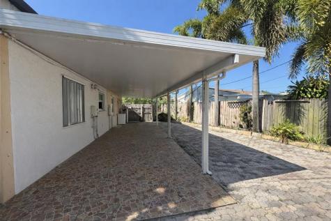 500 NE 59th Street Oakland Park FL 33334