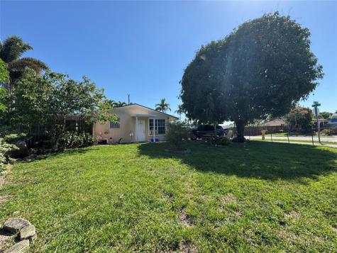 500 NE 59th Street Oakland Park FL 33334