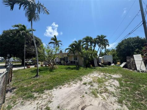500 NE 59th Street Oakland Park FL 33334
