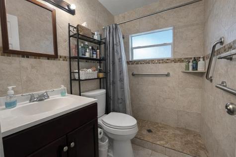 500 NE 59th Street Oakland Park FL 33334