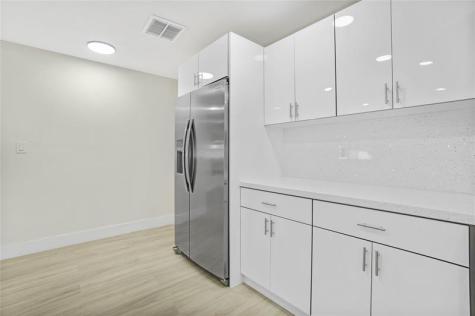 7708 SW 8th Court North Lauderdale FL 33068