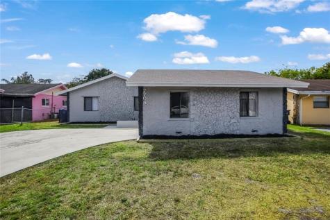 7708 SW 8th Court North Lauderdale FL 33068
