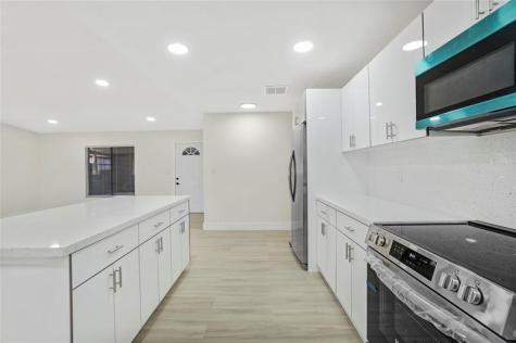 7708 SW 8th Court North Lauderdale FL 33068