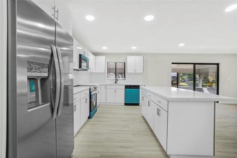 7708 SW 8th Court North Lauderdale FL 33068