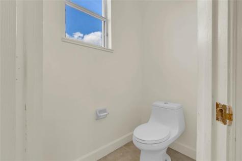 1038 SW Fisherman Avenue Port St Lucie FL 34953