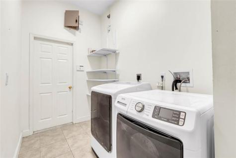 1038 SW Fisherman Avenue Port St Lucie FL 34953