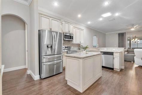 5842 NW Bates Avenue Port St Lucie FL 34986