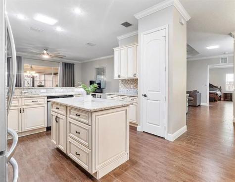 5842 NW Bates Avenue Port St Lucie FL 34986