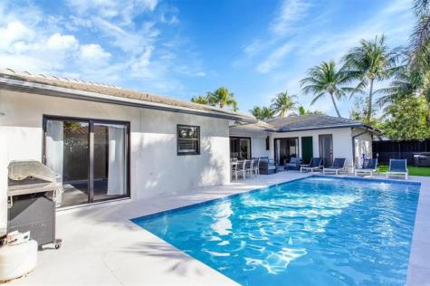 24 Castle Harbor Island Fort Lauderdale FL 33308