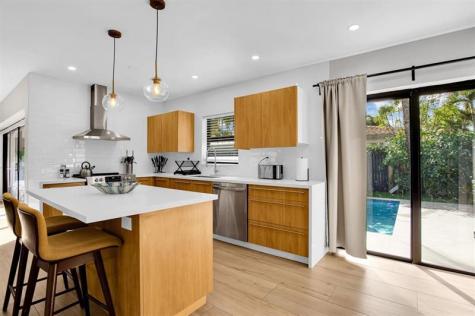24 Castle Harbor Island Fort Lauderdale FL 33308