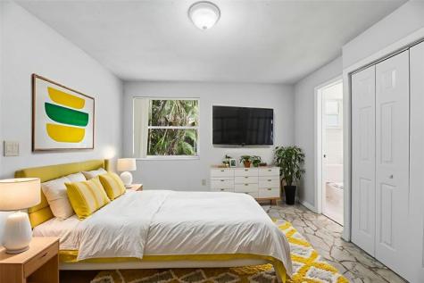 5735 Hayes Street Hollywood FL 33021