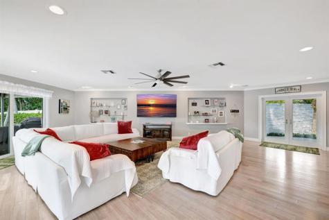 288 S Tradewinds Avenue Lauderdale By The Sea FL 33308