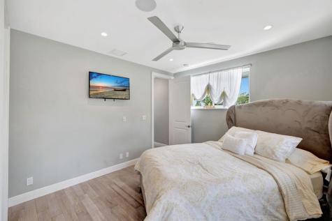 288 S Tradewinds Avenue Lauderdale By The Sea FL 33308