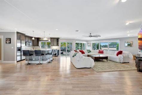 288 S Tradewinds Avenue Lauderdale By The Sea FL 33308