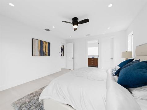 332 NE 29th Street Wilton Manors FL 33334