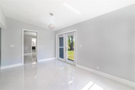 1809 SW Capehart Avenue Port St Lucie FL 34953