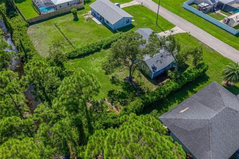 1809 SW Capehart Avenue Port St Lucie FL 34953