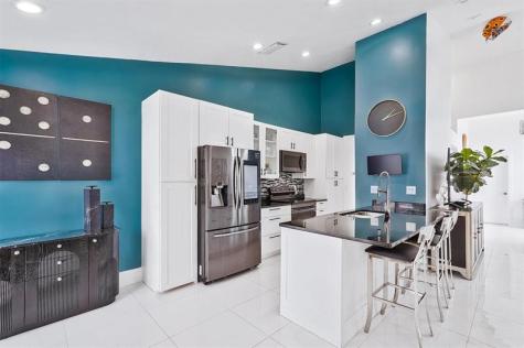 26 Dogwood Circle Boynton Beach FL 33436