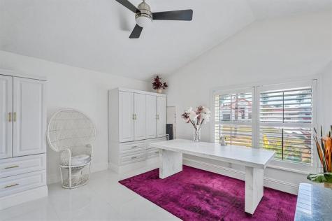 26 Dogwood Circle Boynton Beach FL 33436