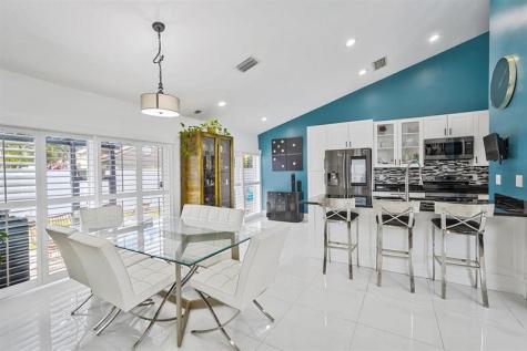 26 Dogwood Circle Boynton Beach FL 33436