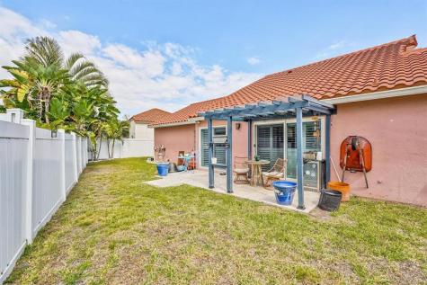 26 Dogwood Circle Boynton Beach FL 33436