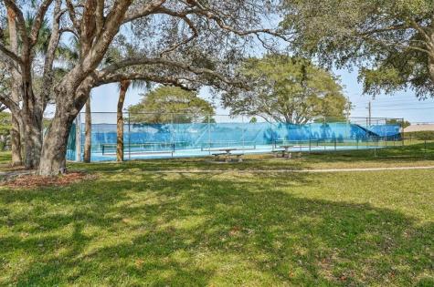 26 Dogwood Circle Boynton Beach FL 33436