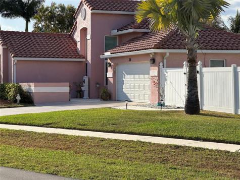 26 Dogwood Circle Boynton Beach FL 33436