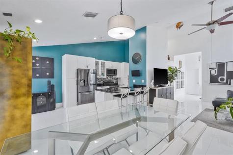 26 Dogwood Circle Boynton Beach FL 33436