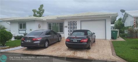 8208 NW 57th Place Tamarac FL 33321