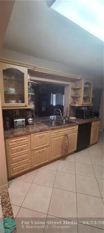 8208 NW 57th Place Tamarac FL 33321