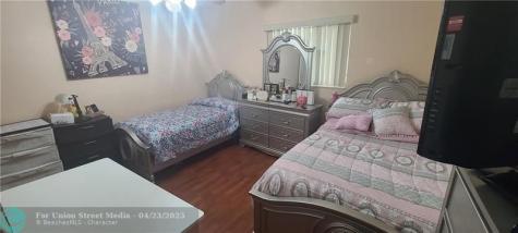 8208 NW 57th Place Tamarac FL 33321