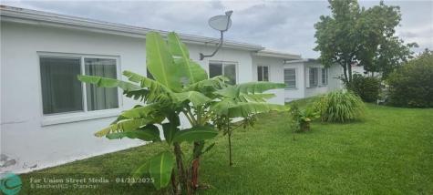 8208 NW 57th Place Tamarac FL 33321