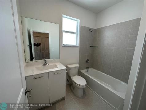 2437 NW 131st Circle Miami FL 33167