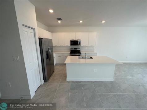 2437 NW 131st Circle Miami FL 33167